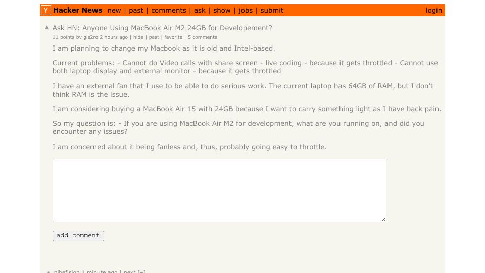 Screenshot of Hacker News post: Ask HN: Anyone Using MacBook Air M2 24GB for Developement?