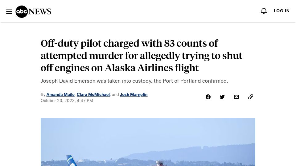 Screenshot of abcnews.go.com: Off-duty pilot charged with 83 counts of attempted murder after security threat