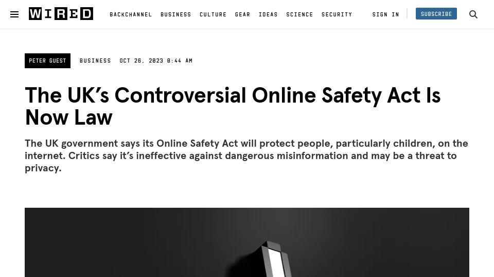 Screenshot of wired.com: The UK's Controversial Online Safety Act Is Now Law
