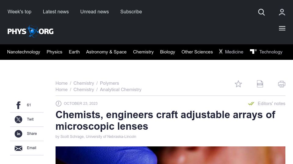 Screenshot of phys.org: Chemists, engineers craft adjustable arrays of microscopic lenses