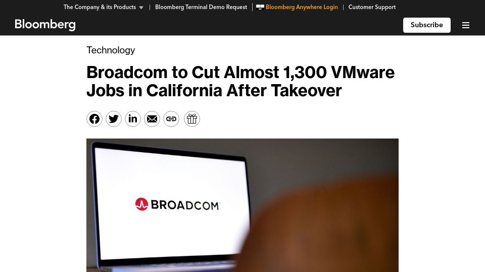 Screenshot of bloomberg.com: Broadcom to Cut Almost 1,300 VMware Jobs in California After Takeover