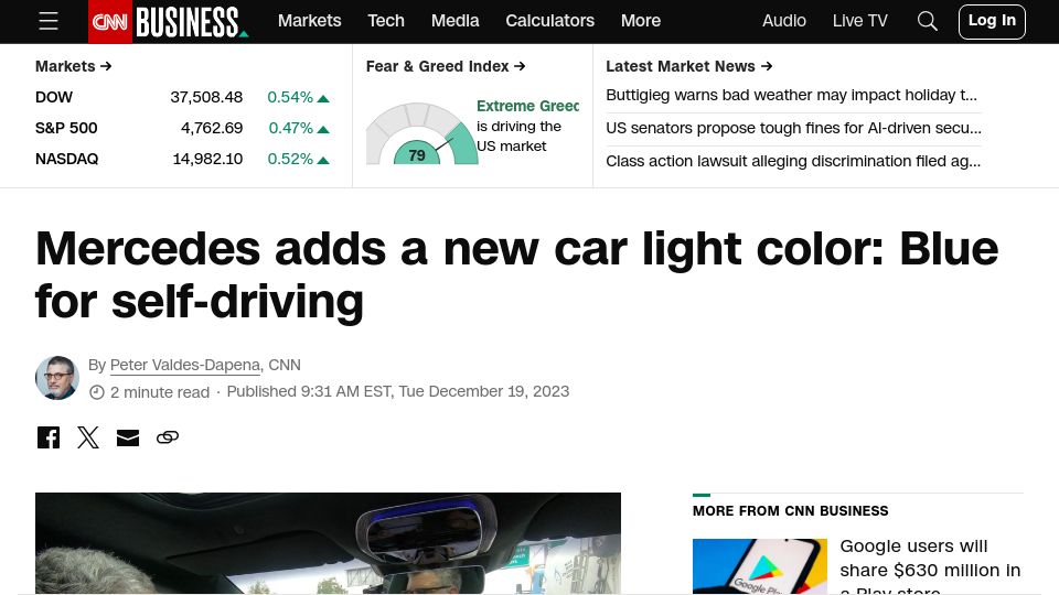 Screenshot of cnn.com: Mercedes adds a new car light color: Blue for self-driving