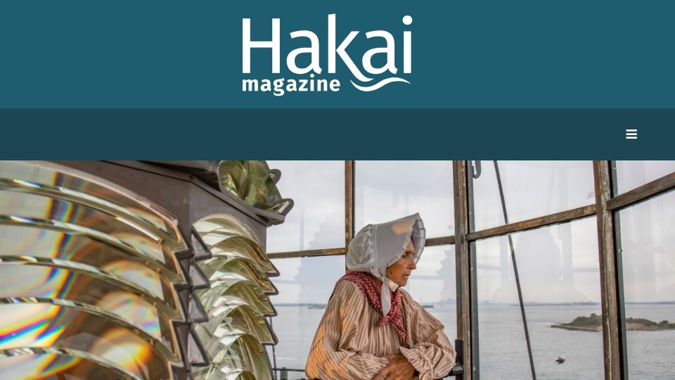 Screenshot of hakaimagazine.com: A Lighthouse Keeper Hangs Up Her Bonnet