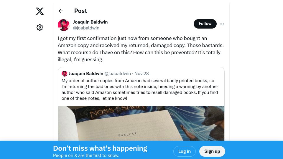 Screenshot of twitter.com: Amazon allegedly resells damaged books