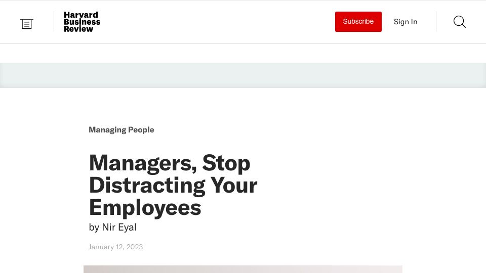 Screenshot of hbr.org: Managers, stop distracting employees