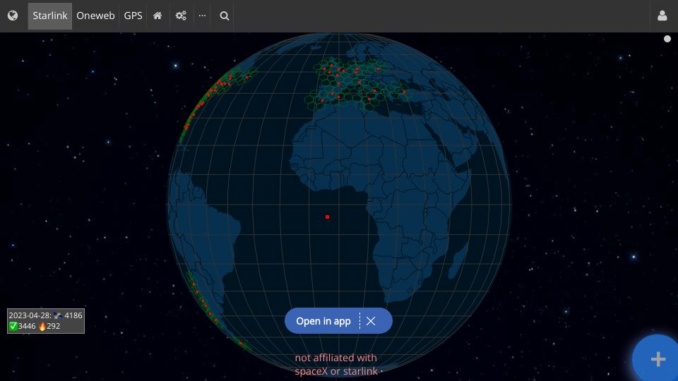 Screenshot of satellitemap.space: Live Starlink Satellite and Coverage Map