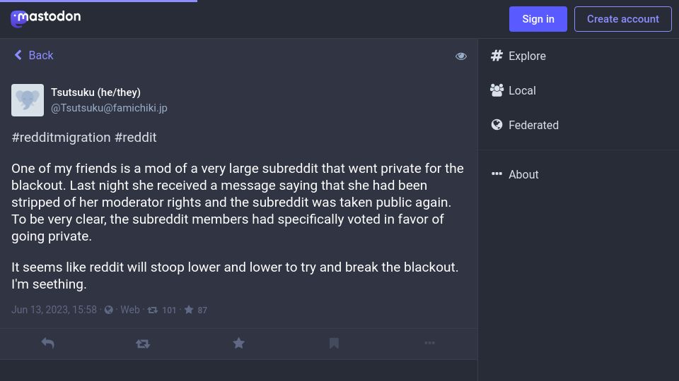 Screenshot of famichiki.jp: Reddit stripping moderators of rights and forcing subreddits to go public
