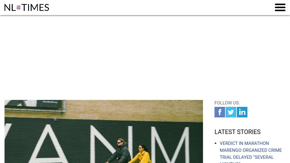 Screenshot of nltimes.nl: Amsterdam police ask VanMoof customers to stop accusing the company of theft
