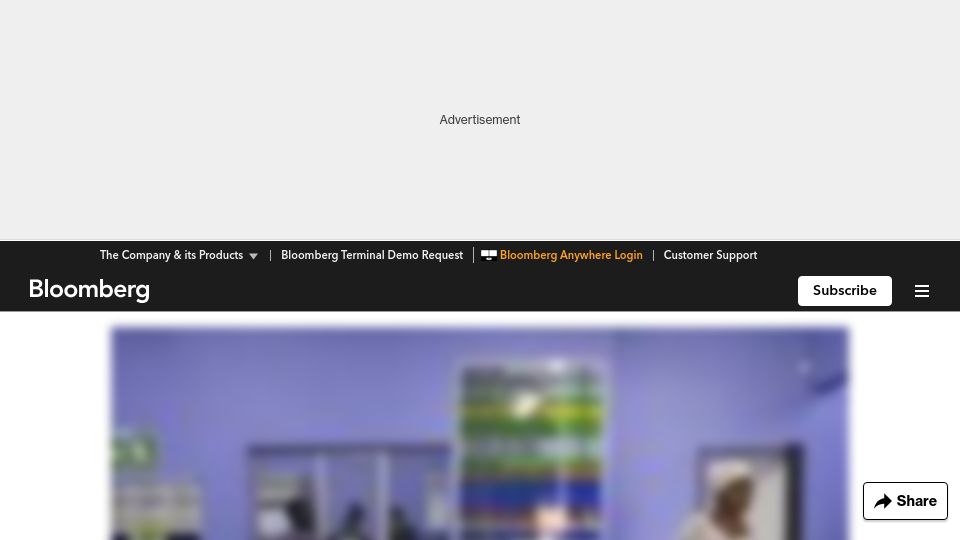 Screenshot of bloomberg.com: Why South Africa Is on the Brink of Chaos