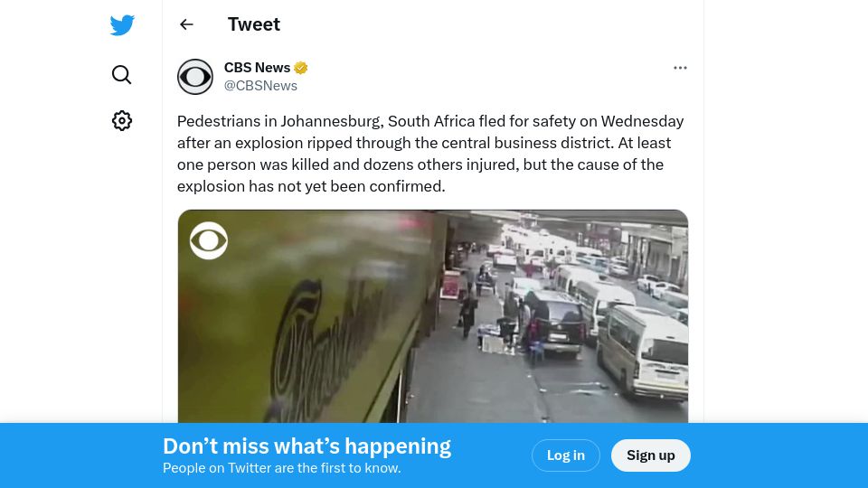 Screenshot of twitter.com: Johannesburg: Video captures moment suspected gas explosion threw buses into air