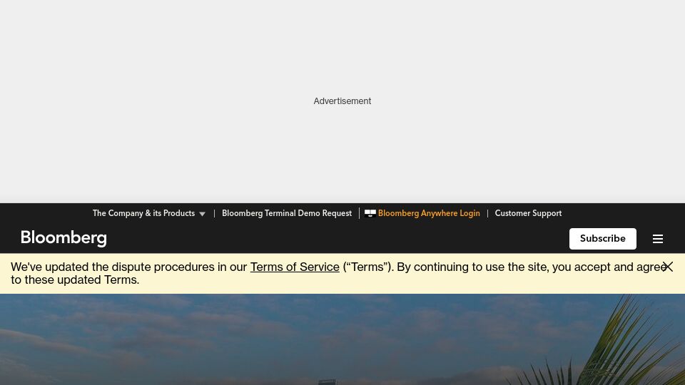 Screenshot of bloomberg.com: New York and California Each Lost $1T When Financial Firms Moved South