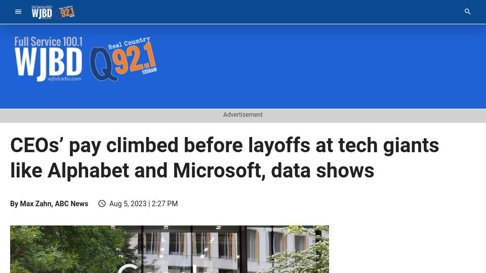 Screenshot of southernillinoisnow.com: CEOs’ pay climbed before layoffs at tech giants like Alphabet and Microsoft