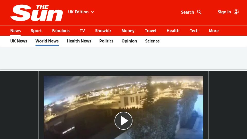 Screenshot of thesun.co.uk: ‘Blue lights’ flash in sky moments before Morocco earthquake