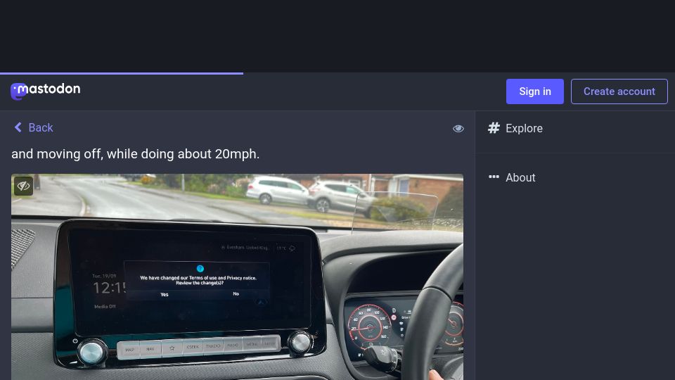 Screenshot of glitterkitten.co.uk: Car showed pop-up while driving