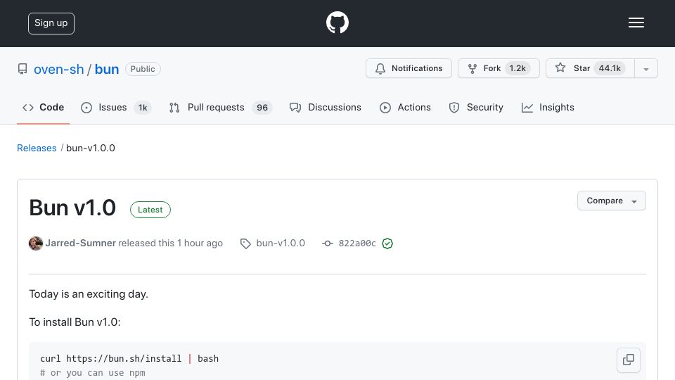 Screenshot of bun.sh: Bun v1.0.0