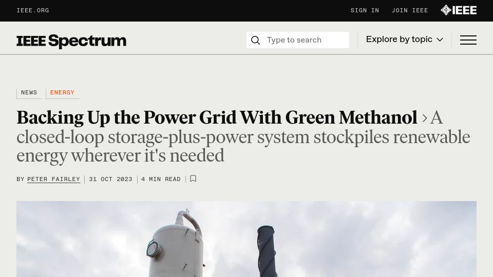 Screenshot of spectrum.ieee.org: Backing up the power grid with green methanol