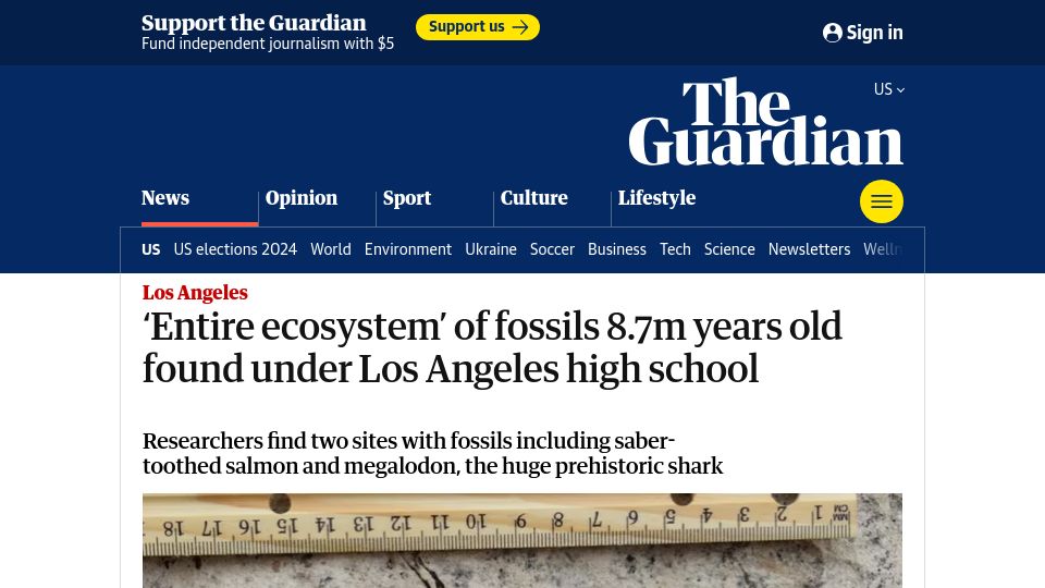 Screenshot of theguardian.com: 'Entire ecosystem' of fossils 8.7M years old found under Los Angeles high school