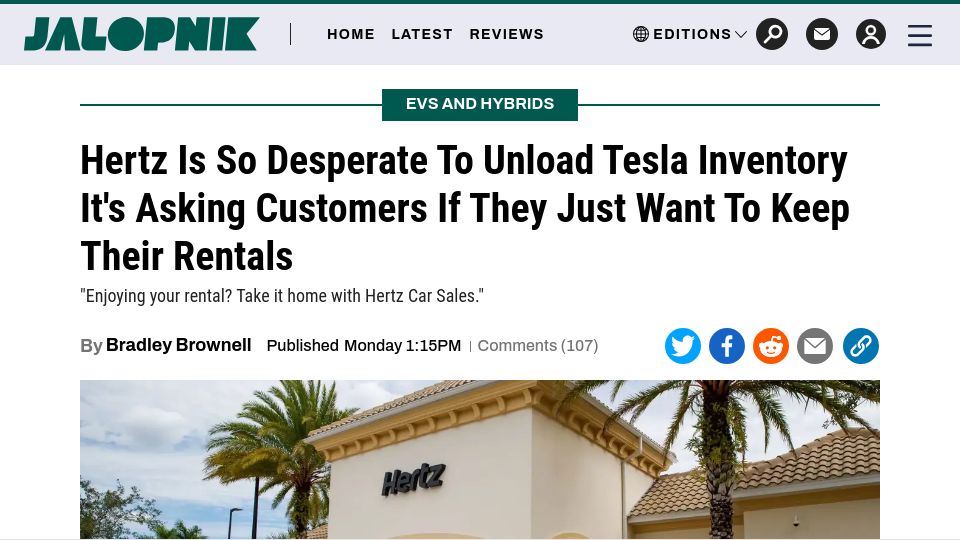 Screenshot of jalopnik.com: Hertz Desperate to Unload Tesla Inventory, Asking Customers to Buy Rentals
