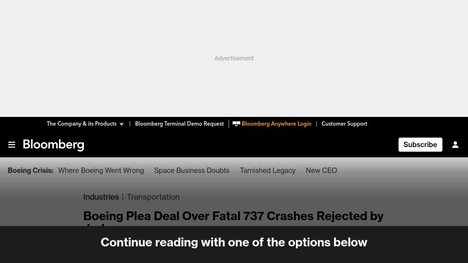 Screenshot of bloomberg.com: Boeing plea deal over fatal 737 MAX crashes rejected by judge