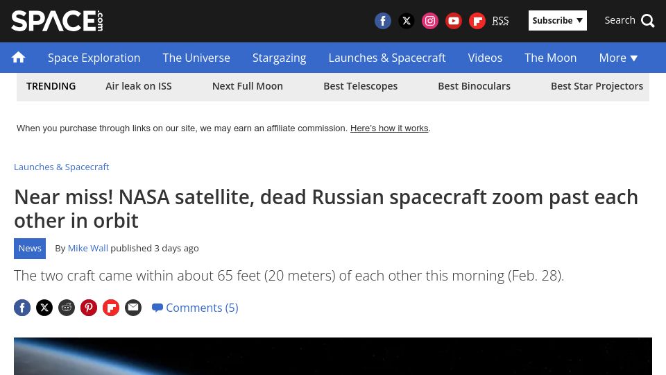 Screenshot of space.com: NASA satellite, Russian spacecraft crossed within 65 ft (20M) of each other