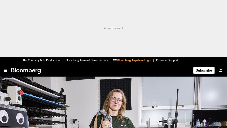 Screenshot of bloomberg.com: Google's Moonshot Factory Falls Back Down to Earth