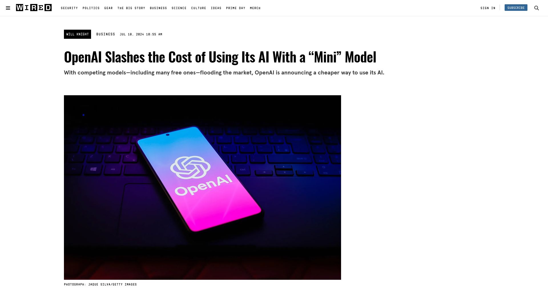Screenshot of wired.com: OpenAI slashes the cost of using its AI with a "mini" model