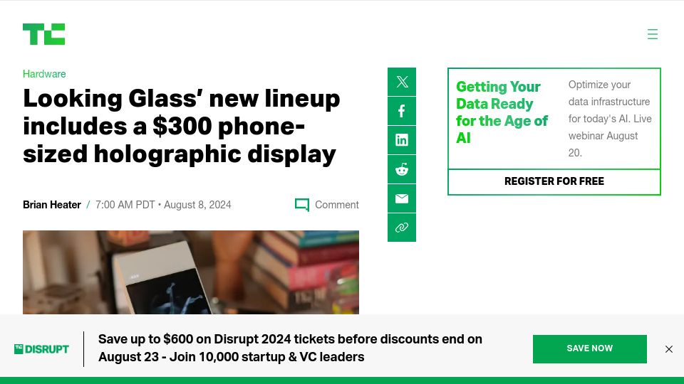 Screenshot of techcrunch.com: Looking Glass' new lineup includes a $300 phone-sized holographic display