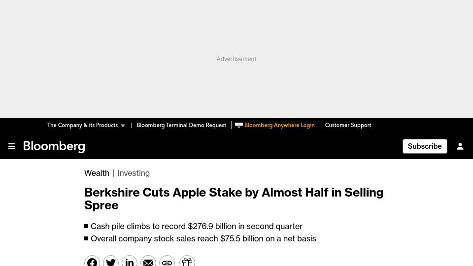Screenshot of bloomberg.com: Berkshire Cuts Apple Stake by Almost Half in Selling Spree