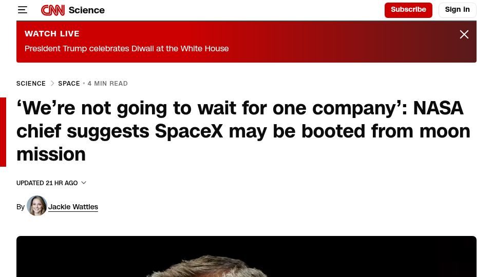 Screenshot of cnn.com: NASA chief suggests SpaceX may be booted from moon mission