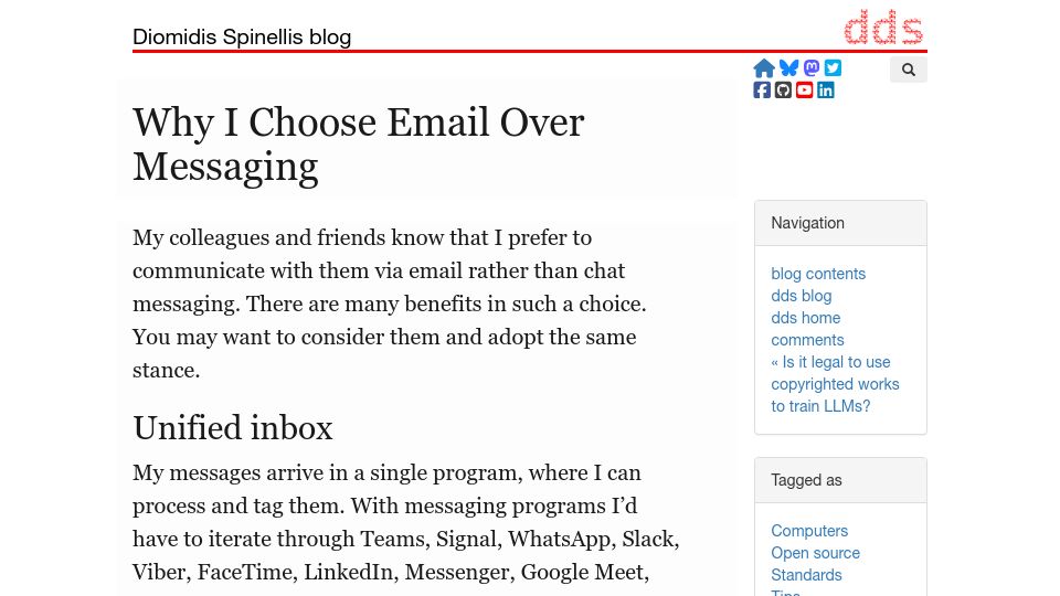 Screenshot of spinellis.gr: Benefits of choosing email over messaging