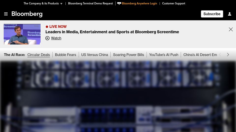 Screenshot of bloomberg.com: OpenAI, Nvidia fuel $1T AI market with web of circular deals