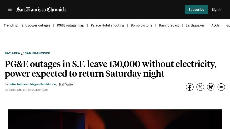 Screenshot of sfchronicle.com: PG&E outages in S.F. leave 130k without electricity