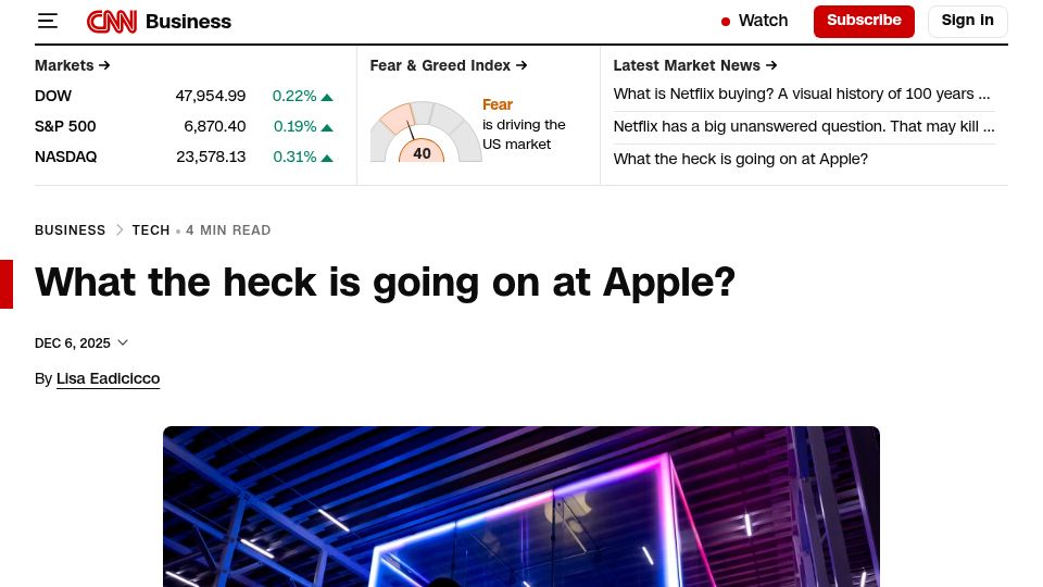 Screenshot of cnn.com: What the heck is going on at Apple?