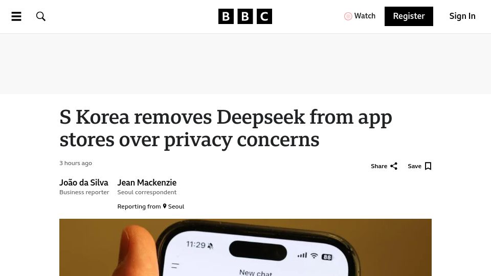 Screenshot of bbc.com: South Korea bans new DeepSeek AI downloads