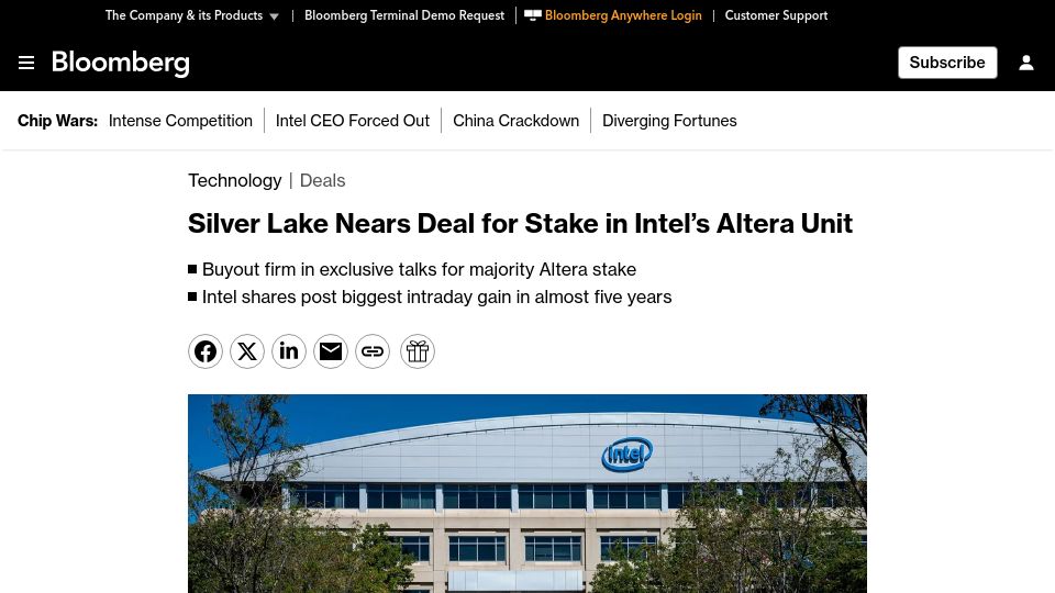 Screenshot of bloomberg.com: Silver Lake Nears Deal for Stake in Intel's Altera Unit