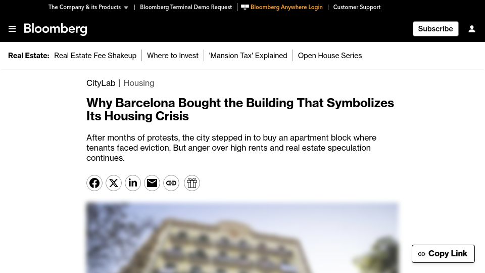 Screenshot of bloomberg.com: Barcelona buys apartment building at center of eviction protests
