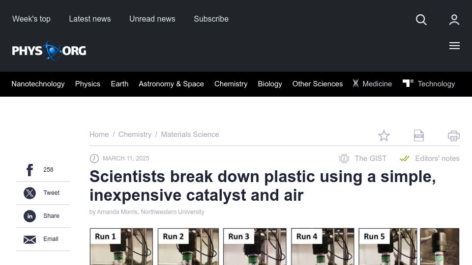Screenshot of phys.org: Scientists break down plastic using a simple, inexpensive catalyst and air