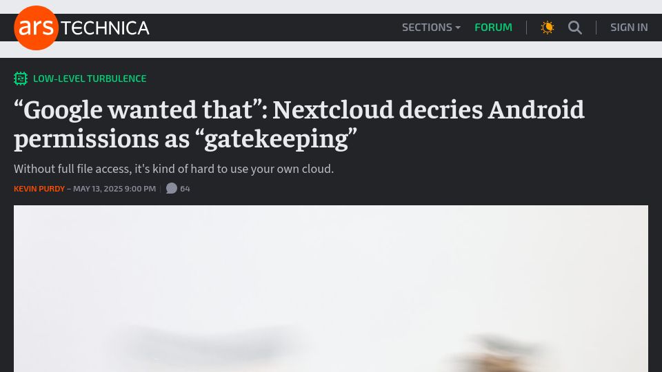 Screenshot of arstechnica.com: "Google wanted that": Nextcloud decries Android permissions as "gatekeeping"