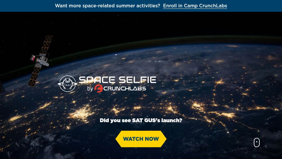 Screenshot of space.crunchlabs.com: Space Selfie
