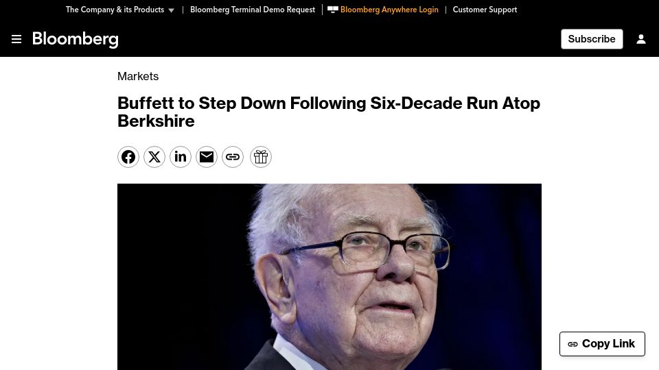 Screenshot of bloomberg.com: Buffett to step down following six-decade run atop Berkshire