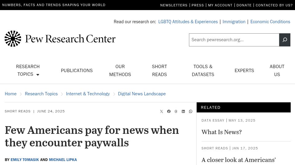 Screenshot of pewresearch.org: Few Americans pay for news when they encounter paywalls