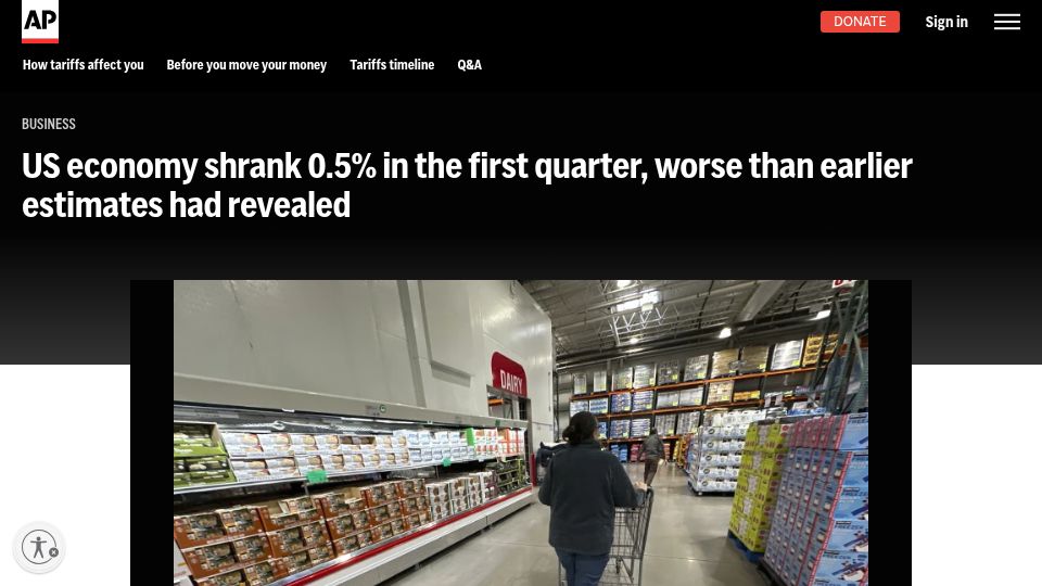 Screenshot of apnews.com: US economy shrank 0.5% in the first quarter, worse than earlier estimates