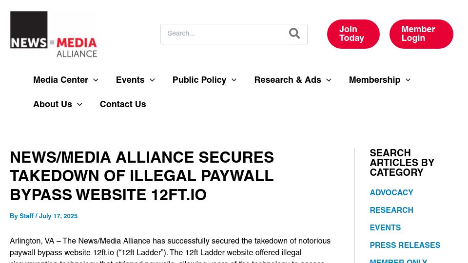 Screenshot of newsmediaalliance.org: 12ft.io Taken Down
