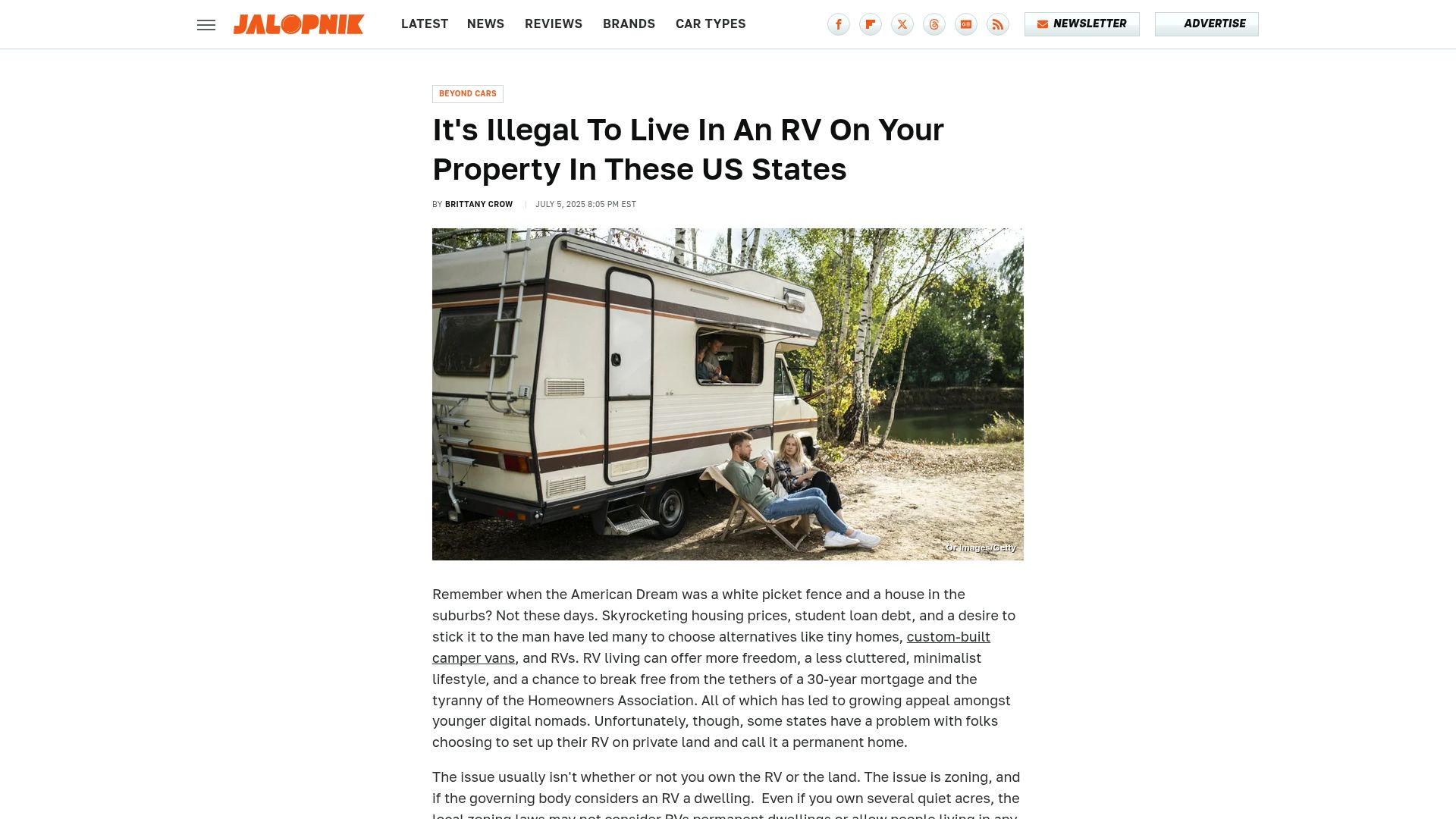 Screenshot of jalopnik.com: It's Illegal to Live in an RV on Your Property in These US States