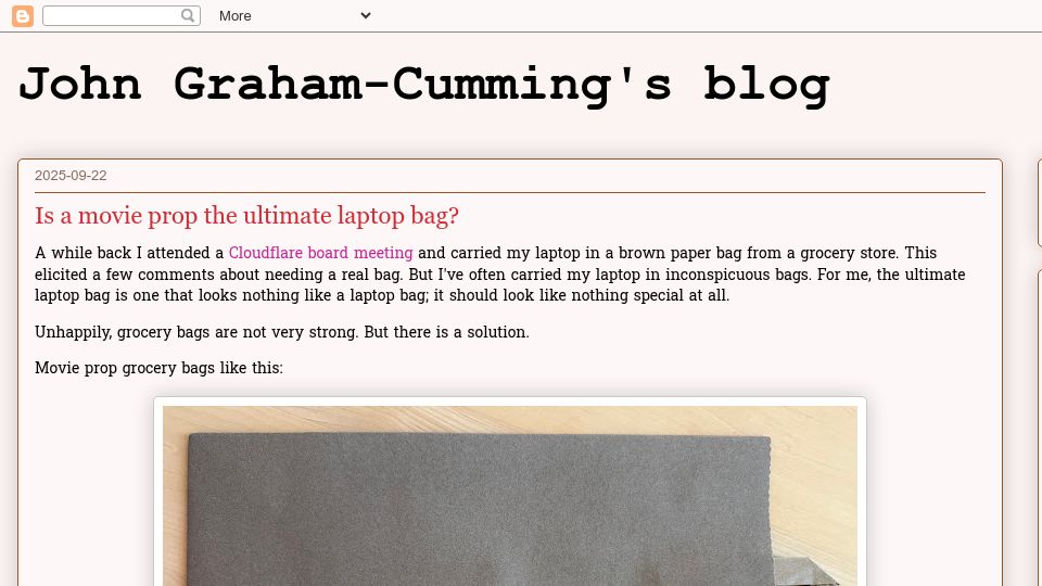 Screenshot of blog.jgc.org: Is a movie prop the ultimate laptop bag?