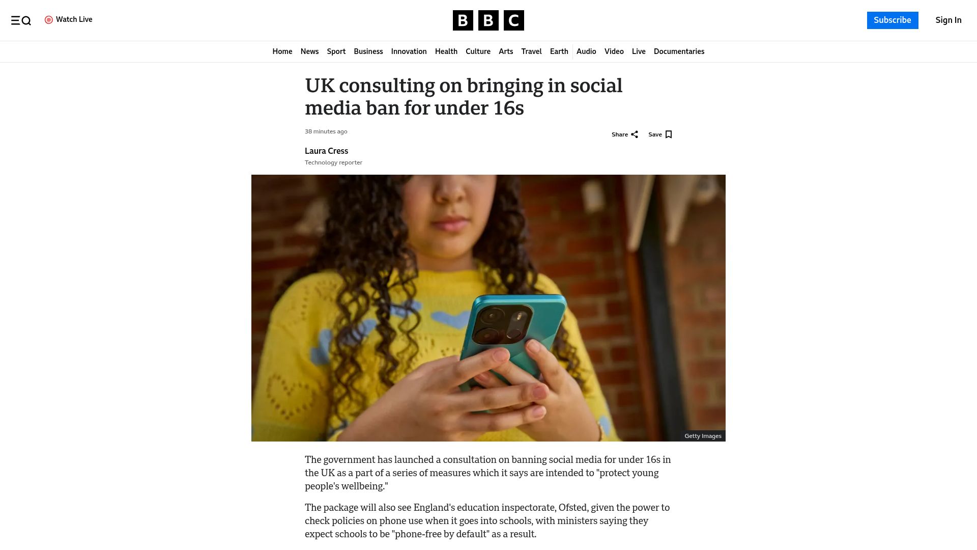 Screenshot of bbc.com: UK consulting on bringing in social media ban for under 16s