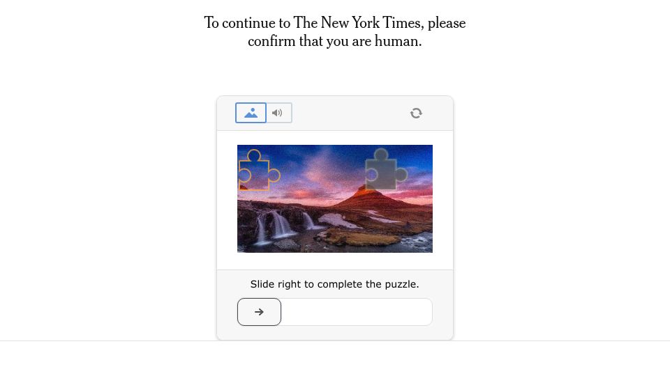 Screenshot of nytimes.com: White House Posts Altered Photo Showing Arrested Minnesota Protester Crying