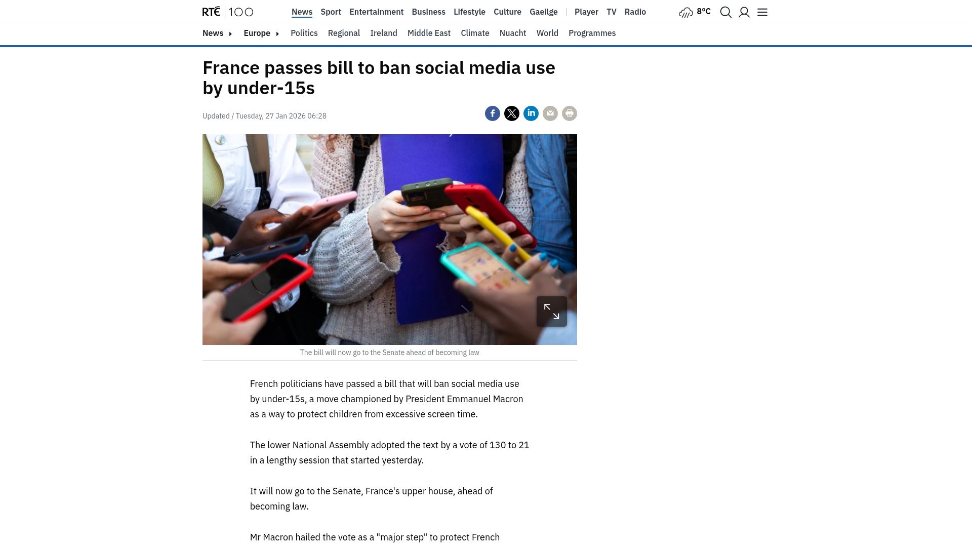 Screenshot of rte.ie: France passes bill to ban social media use by under-15s