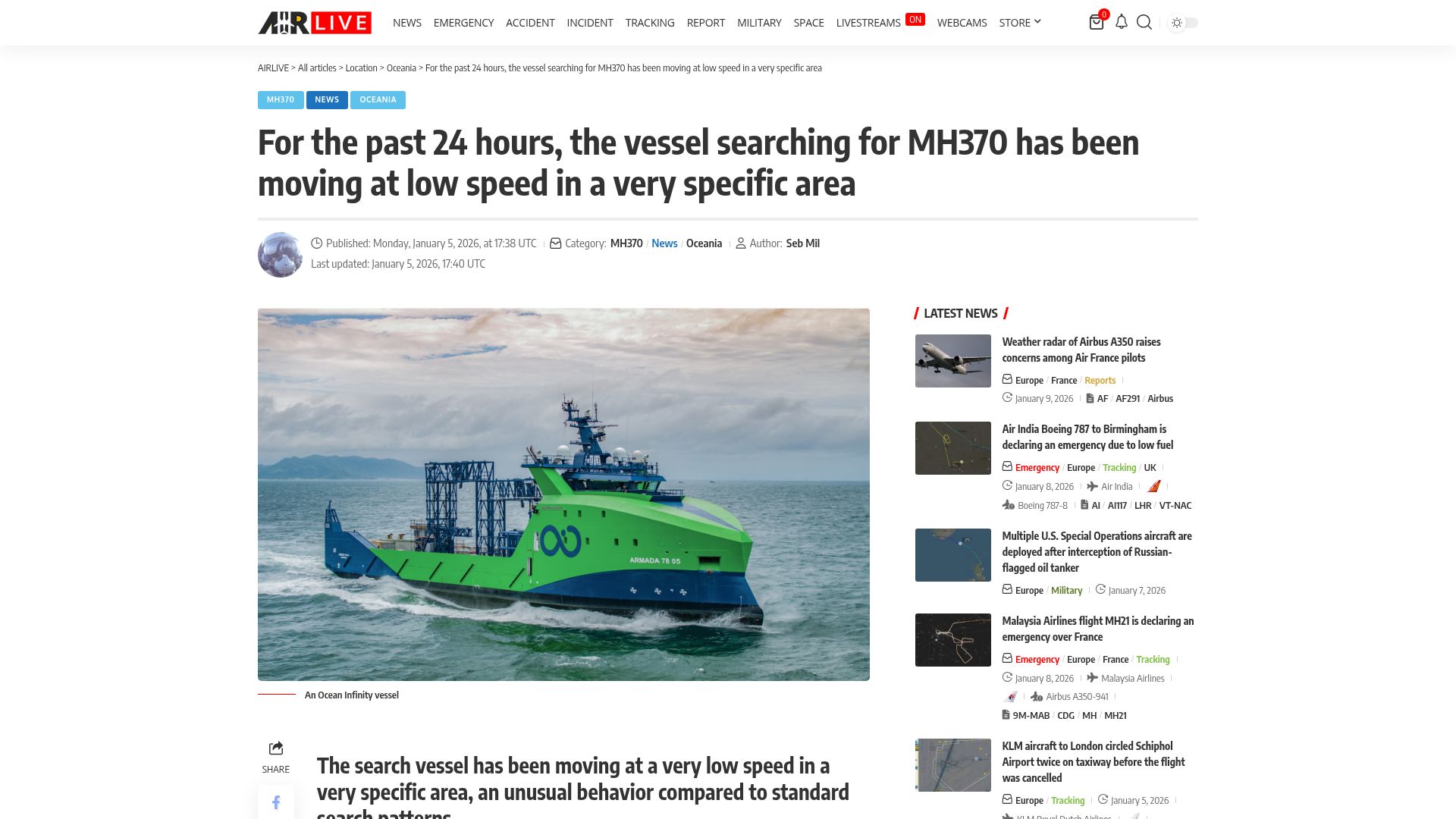Screenshot of airlive.net: Vessel searching for MH370 moving at low speed in a specific area