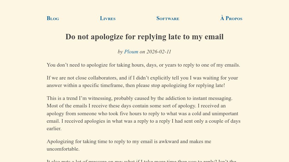 Screenshot of ploum.net: Do not apologize for replying late to my email